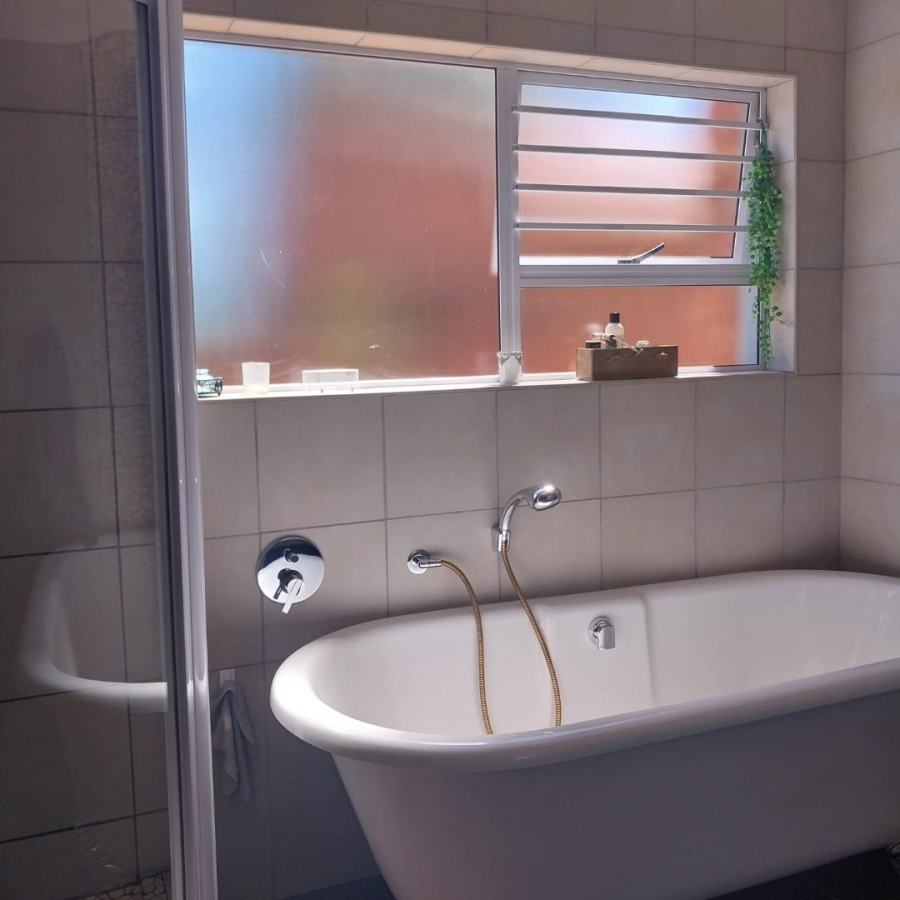 5 Bedroom Property for Sale in El Toro Park Northern Cape